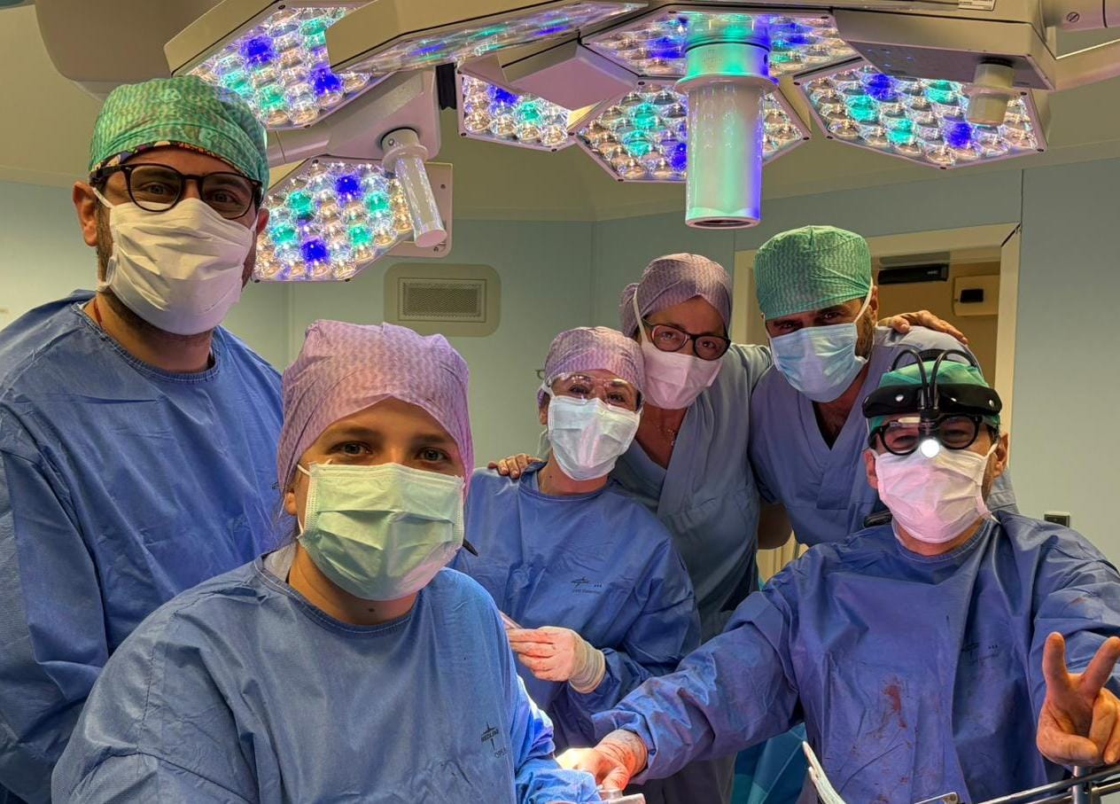 01_Sala Operatoria Capodanno Equipe Carraro.jpeg